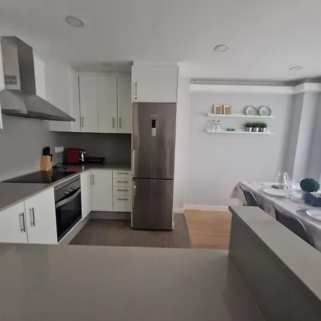 Cancela, Super Luminoso Y Bien Situado